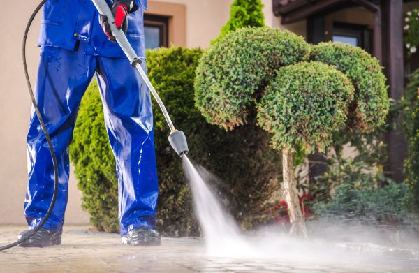 Driveway Cleaning in Battle Ground