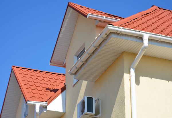 Fascia Cleaning in Battle Ground
