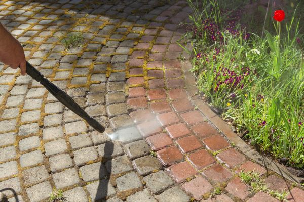 Walkway Cleaning Service in Battle Ground