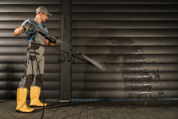 Garage Power Washing in Battle Ground