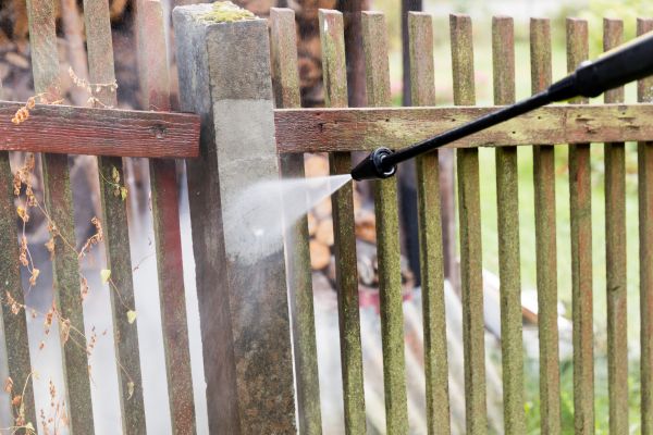 Fence Dirt Removal in Battle Ground