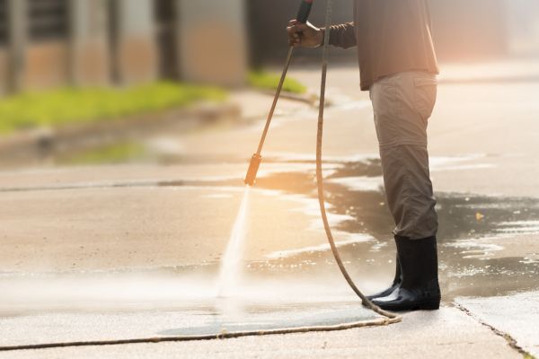 Residential Concrete Cleaning in Battle Ground