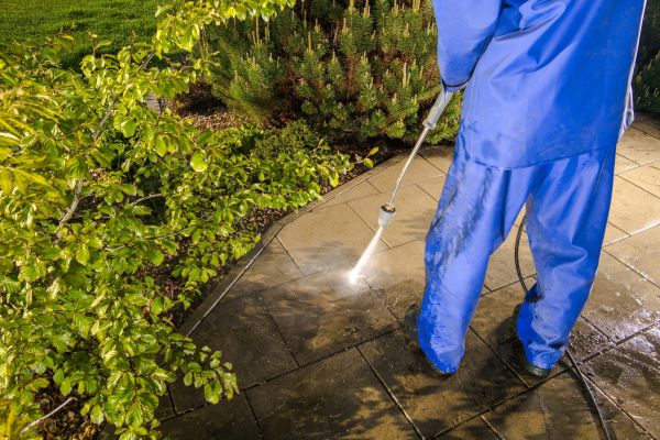 Hardscape Cleaning in Battle Ground