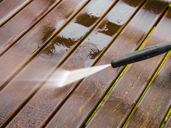 Balcony Cleaning in Battle Ground