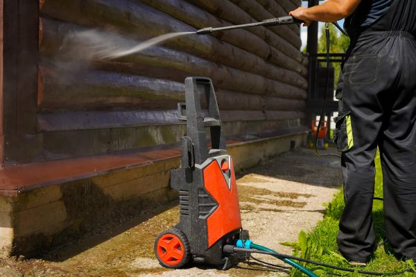 Wood House Exterior Cleaning in Battle Ground