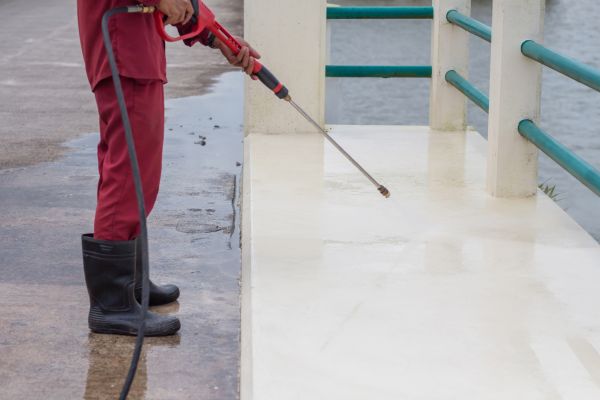 Industrial Concrete Cleaning in Battle Ground