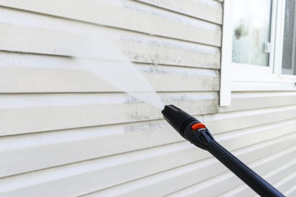 Vinyl Siding Washing in Battle Ground