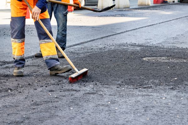 Asphalt Dirt Removal in Battle Ground