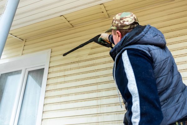 Vinyl Siding Pressure Cleaning in Battle Ground
