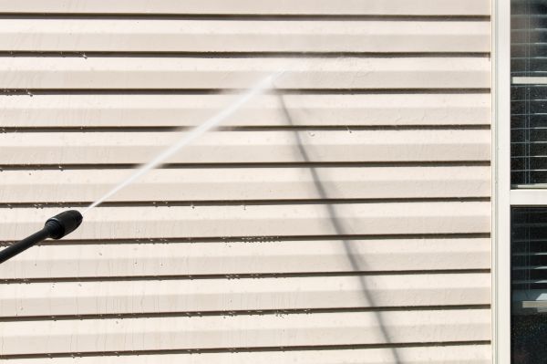 Apartment Power Washing in Battle Ground